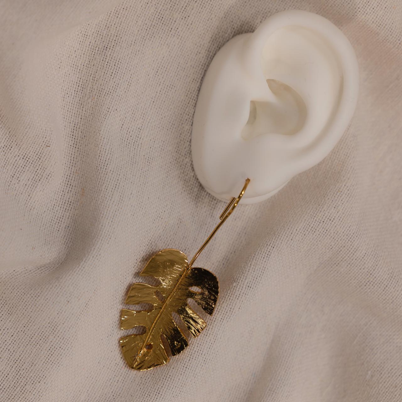 Aretes Hoja Balazo